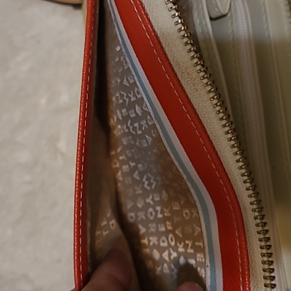 Kate Spade wallet - Picture 5 of 5